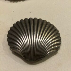 Vintage Sterling scallop sea shell pin